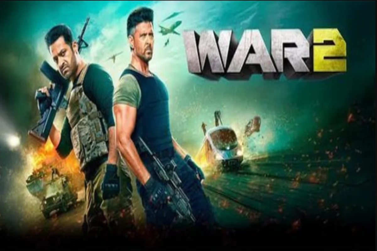 war 2 advance sales hit ₹16 cr on star power