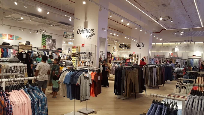 Top 10 Shopping Malls in Karachi for a Day Out