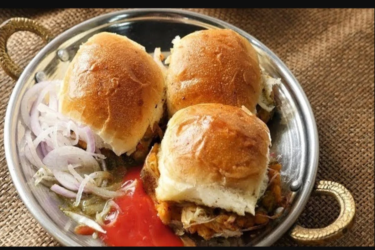 pakistani street food bun kebabs, gol gappay & more