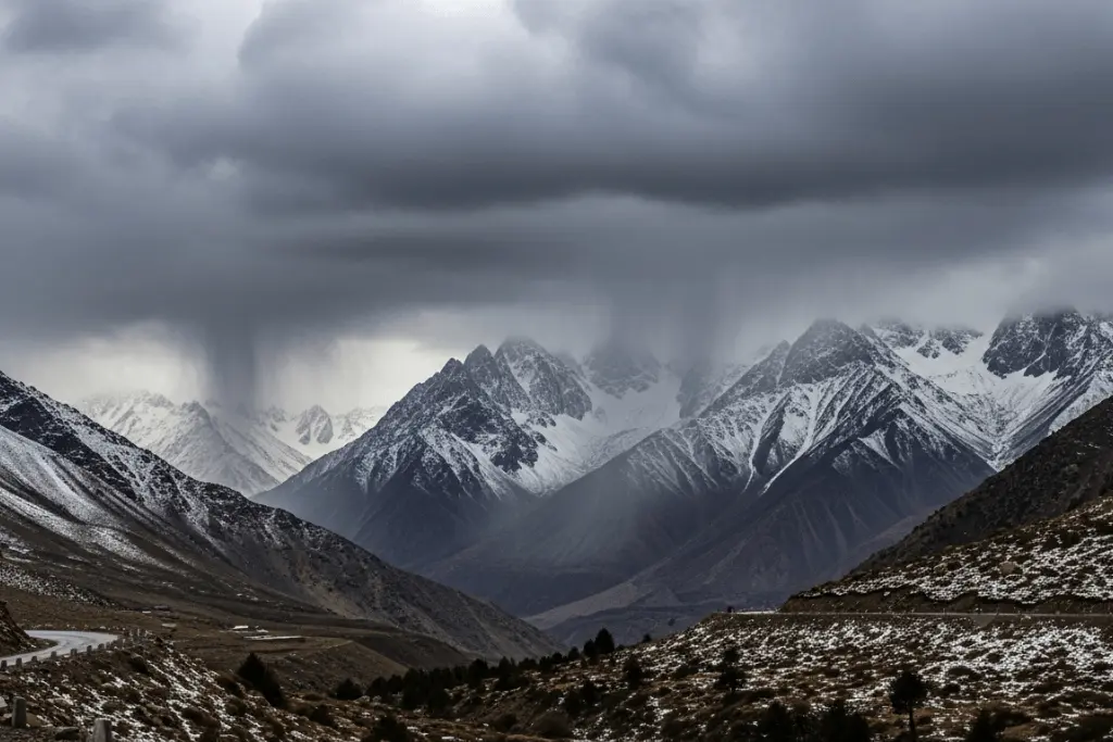 PMD Warns of Heavy Rain and Snowfall in the Higher Part of Pakistan
